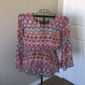 Multi Color blouse adorable top!